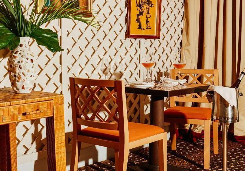 Отель Palm Heights