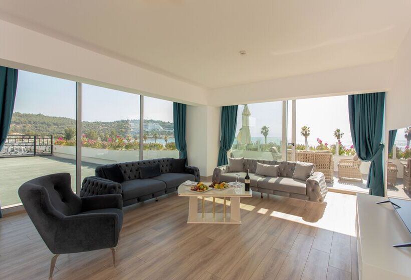 Отель Palm Wings Ephesus Beach Resort