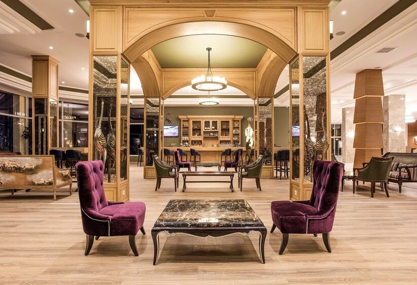 Отель Palm Wings Ephesus Beach Resort