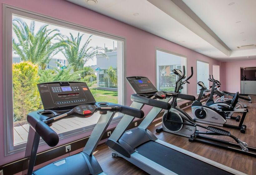 Отель Palm Wings Ephesus Beach Resort