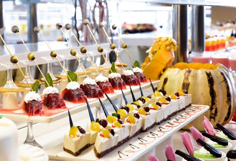 Отель Palm Wings Ephesus Beach Resort