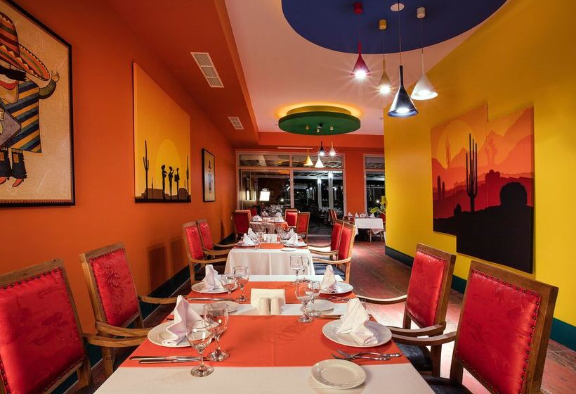 Отель Palm Wings Ephesus Beach Resort