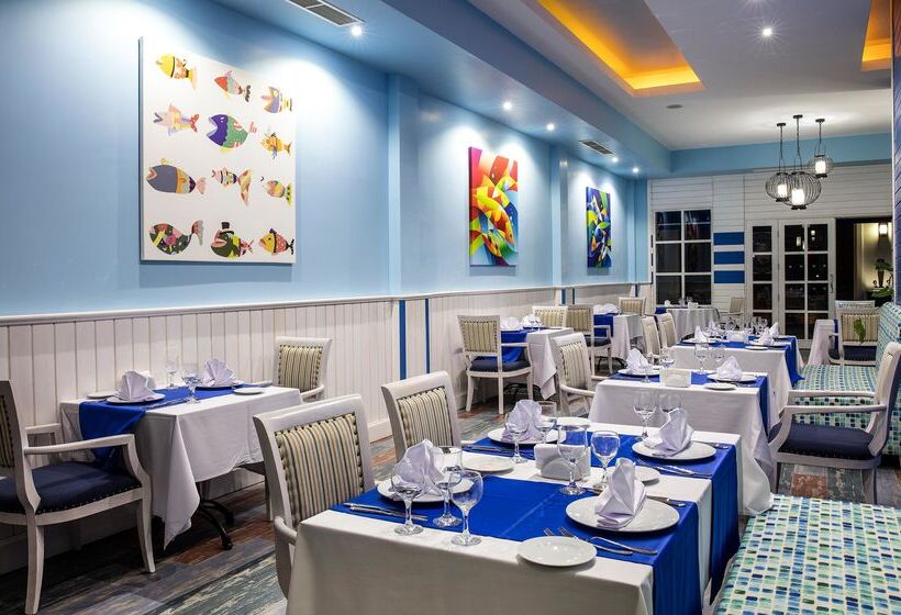 Отель Palm Wings Ephesus Beach Resort