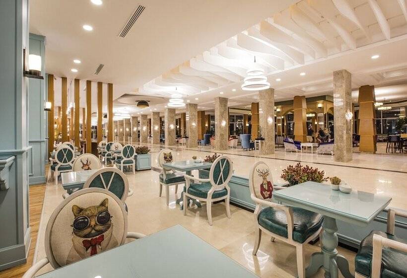 Отель Palm Wings Ephesus Beach Resort