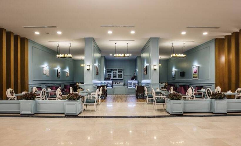 Отель Palm Wings Ephesus Beach Resort