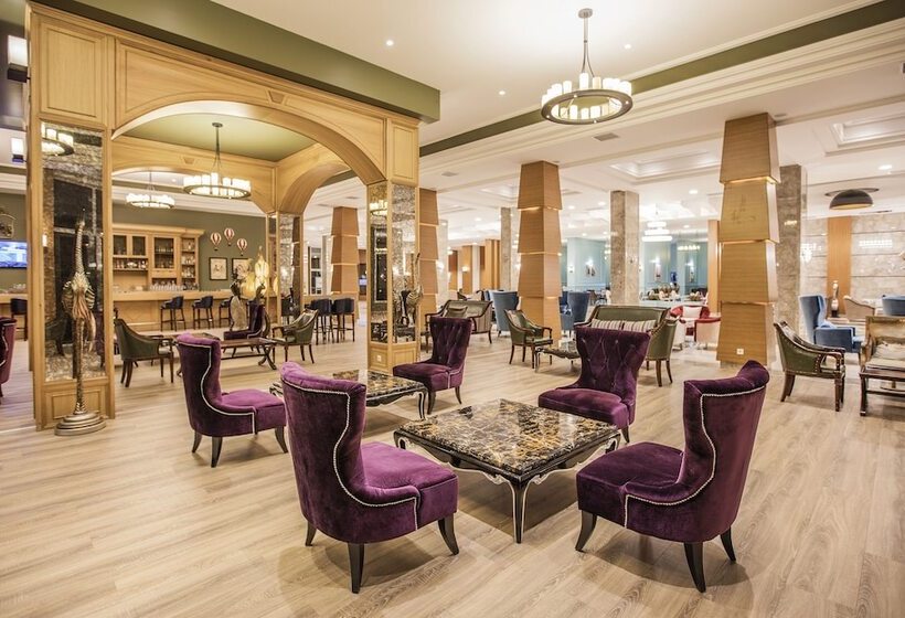 Отель Palm Wings Ephesus Beach Resort