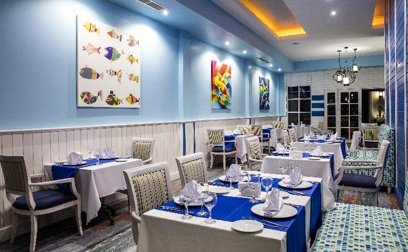 Отель Palm Wings Ephesus Beach Resort