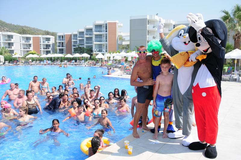 Отель Palm Wings Ephesus Beach Resort