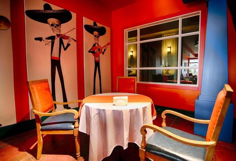 Отель Palm Wings Ephesus Beach Resort