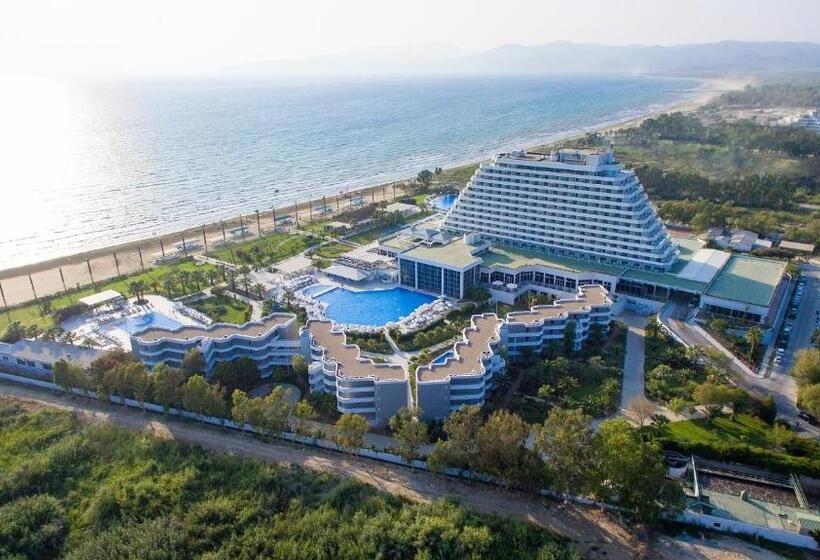 Отель Palm Wings Ephesus Beach Resort