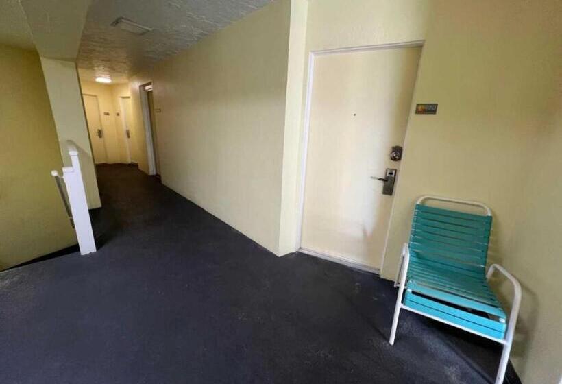 فندق Pelican Point On Clearwater Beach