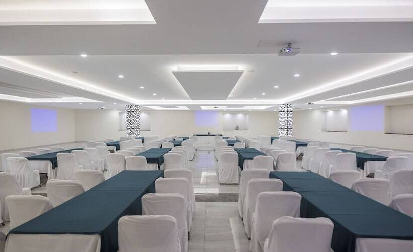 فندق Plaza Poblana