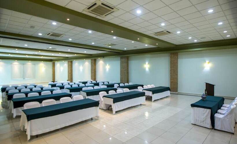 فندق Plaza Poblana