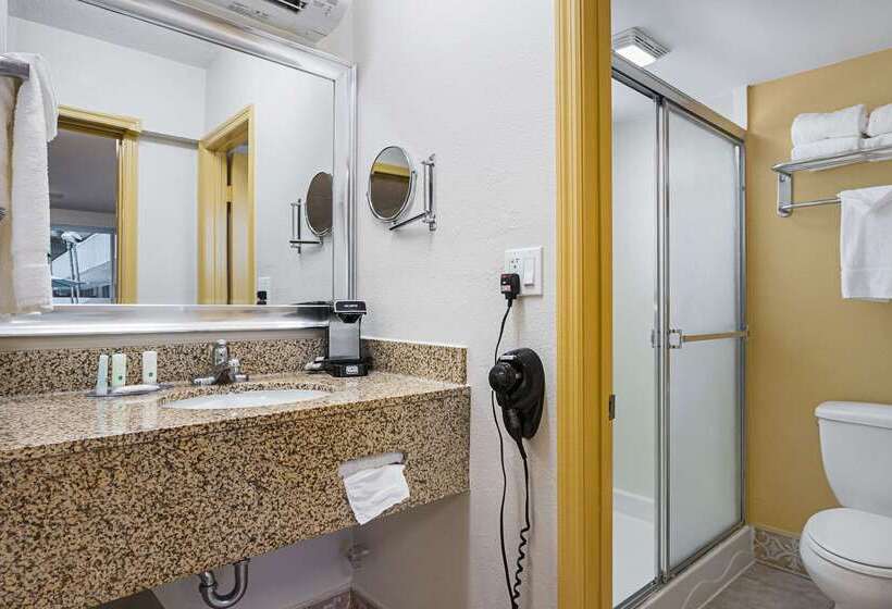 호텔 Quality Inn & Suites Airport Cruise Port Hollywood