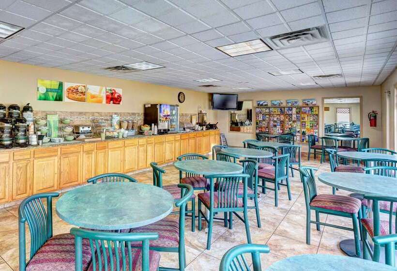 هتل Quality Inn West