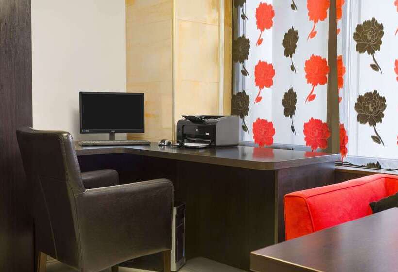 Отель Ramada Iasi City Center