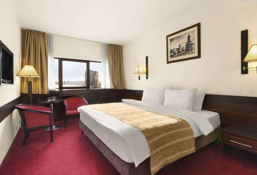 Отель Ramada Iasi City Center