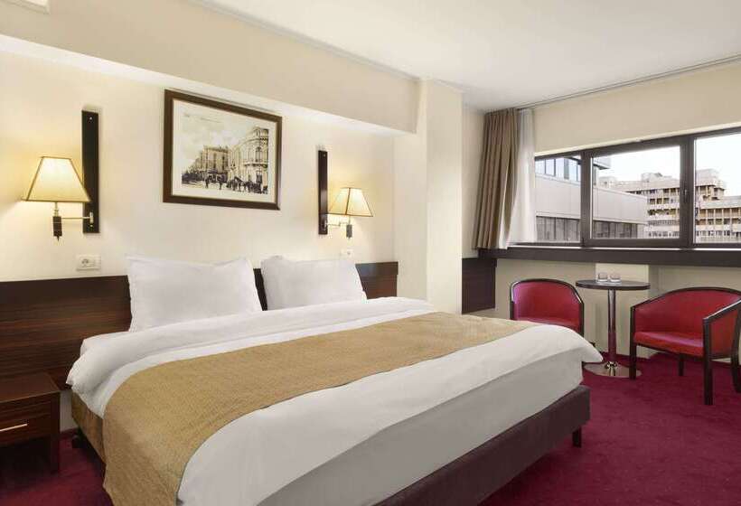 Отель Ramada Iasi City Center