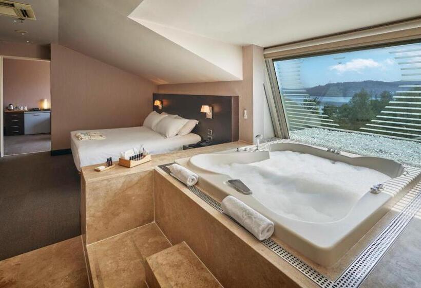 هتل Richmond Nua Wellness Spa   Adult Only