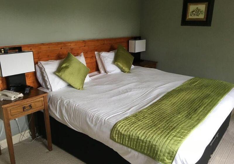 Отель Risley Hall