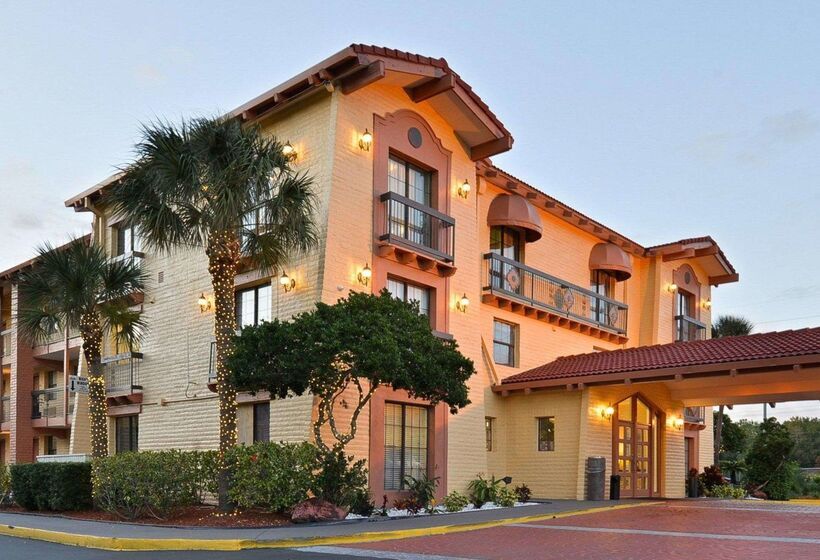 فندق Rodeway Inn Near Ybor City  Casino