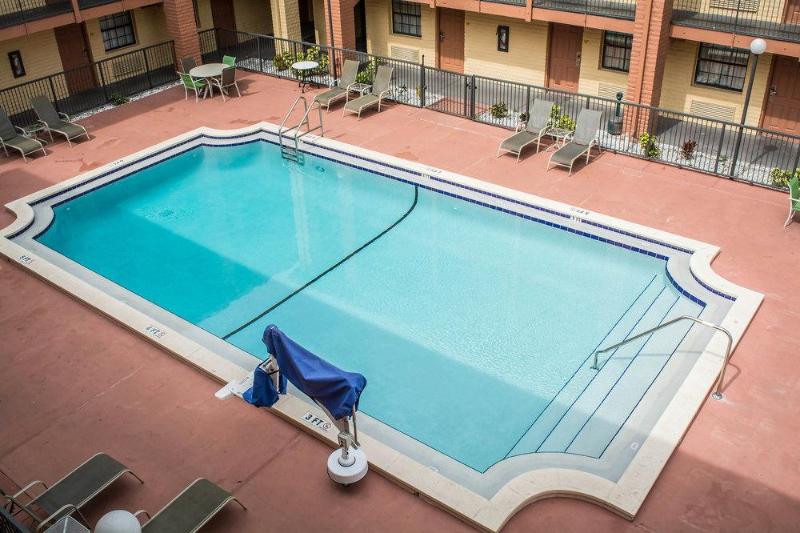 فندق Rodeway Inn Near Ybor City  Casino