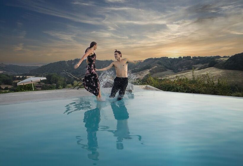 בית מלון כפרי Laticastelli Country Relais