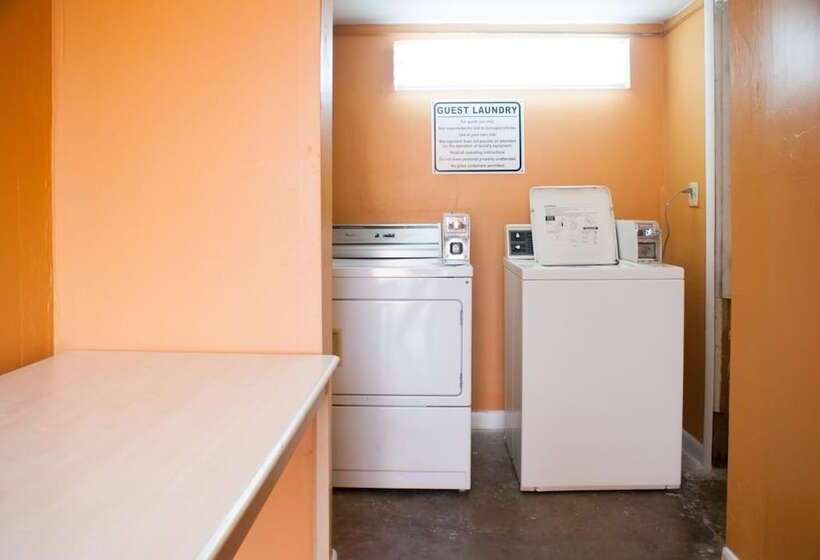 فندق Scottish Inn Downtown Jacksonville