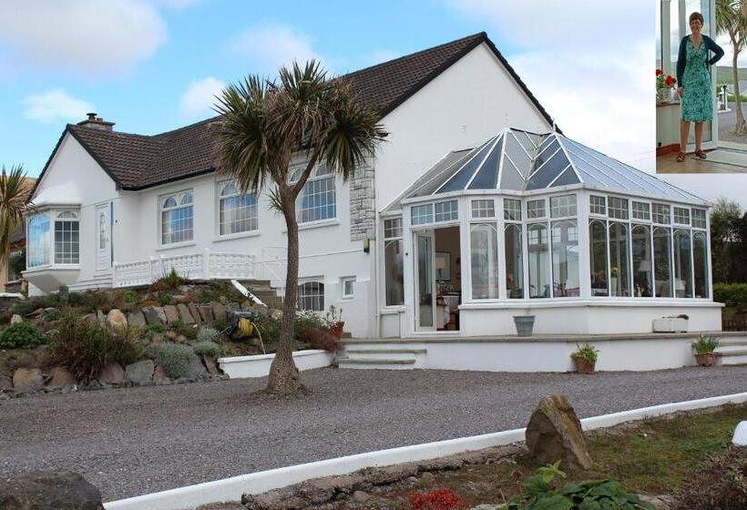 فندق Sea Breeze Bed And Breakfast