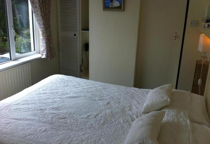 בית מלון כפרי Sea Breeze Bed And Breakfast