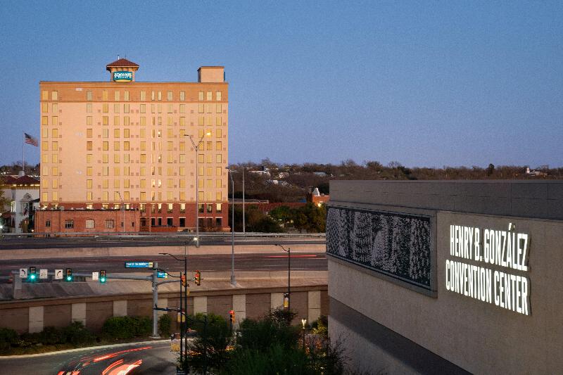 هتل Staybridge Suites San Antonio Downtown Convention Center, An Ihg