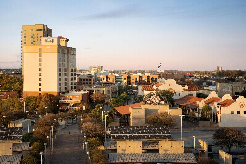 هتل Staybridge Suites San Antonio Downtown Convention Center, An Ihg