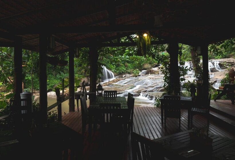 Отель Sukantara Cascade Resort And Spa