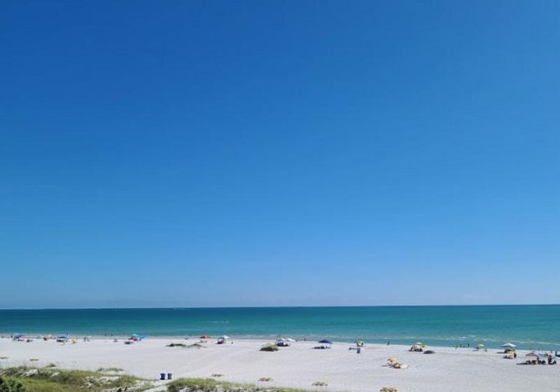 فندق Sunset Vistas Two Bedroom Beachfront Suites