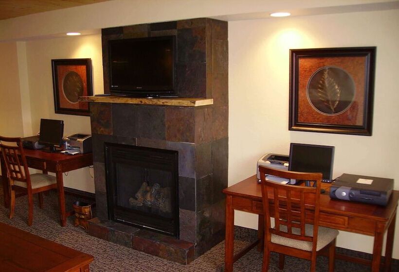 בית מלון כפרי Super 8 By Wyndham Rapid City