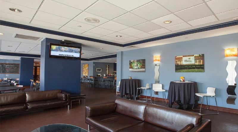 The Barrymore Hotel Tampa Riverwalk