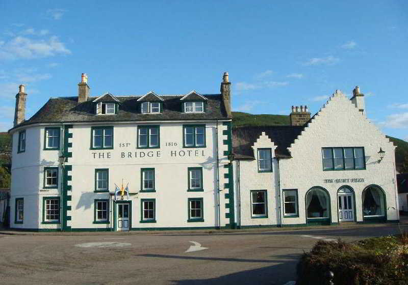 Отель The Bridge Helmsdale