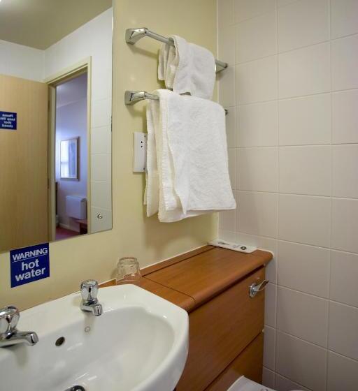 فندق The Fairway