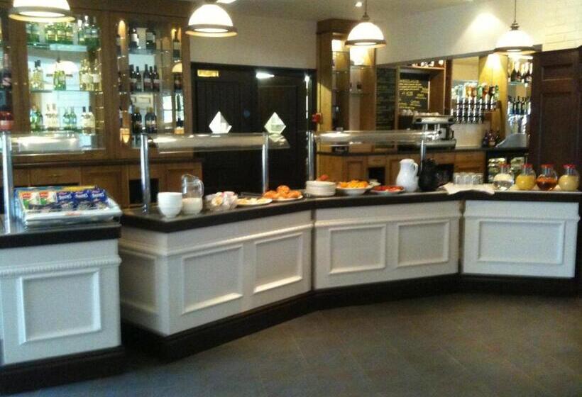 فندق The Fairway