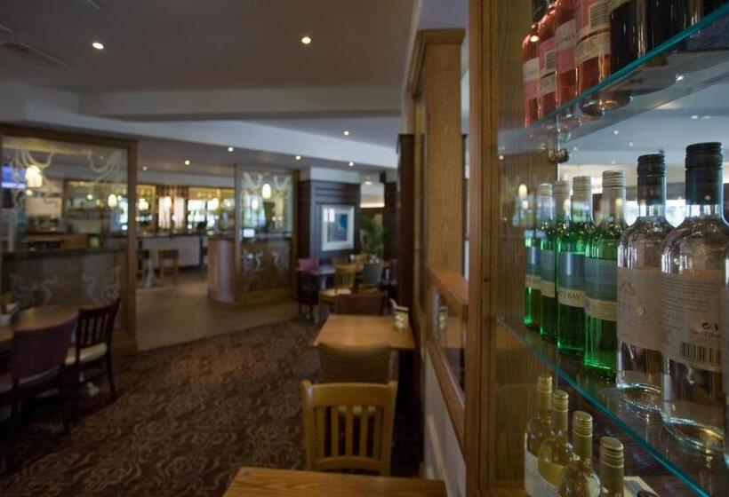 فندق The Fairway