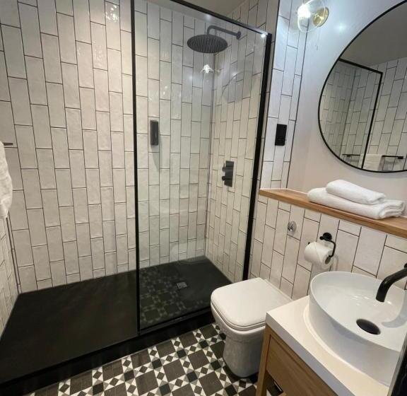 فندق The Fairway