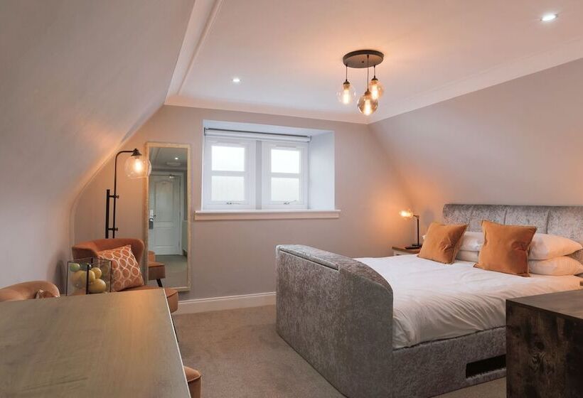 فندق The Lovat, Loch Ness