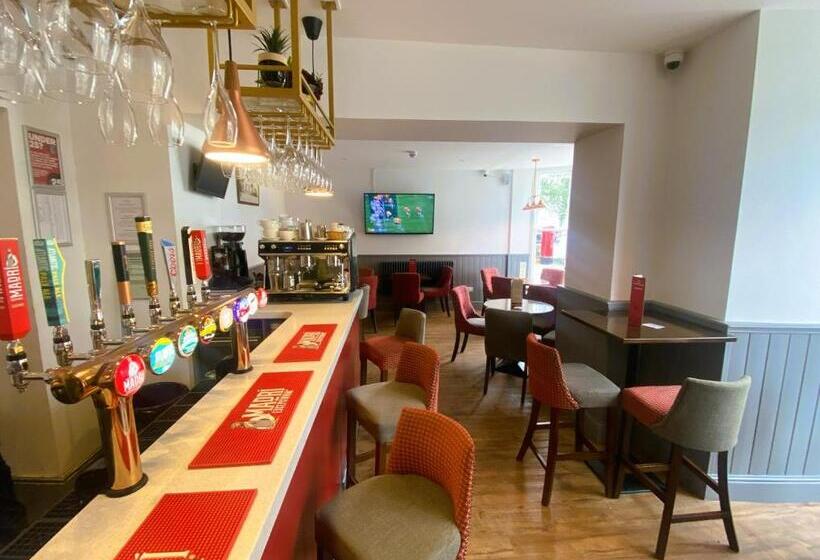 בית מלון כפרי The Post House, Llandudno