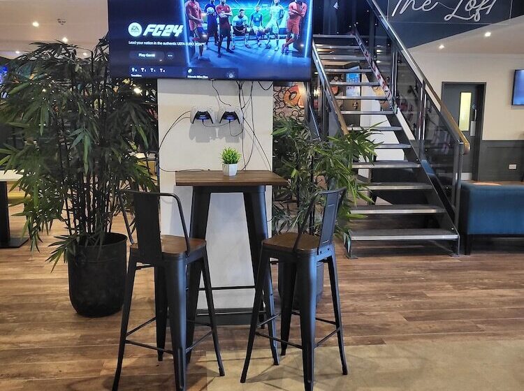 酒店 The Willows Training Centre