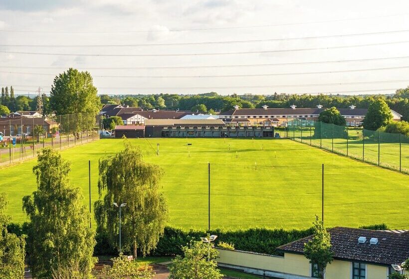 酒店 The Willows Training Centre