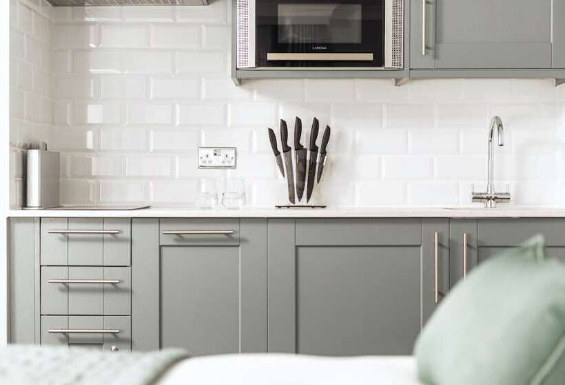 酒店 The Willows Training Centre