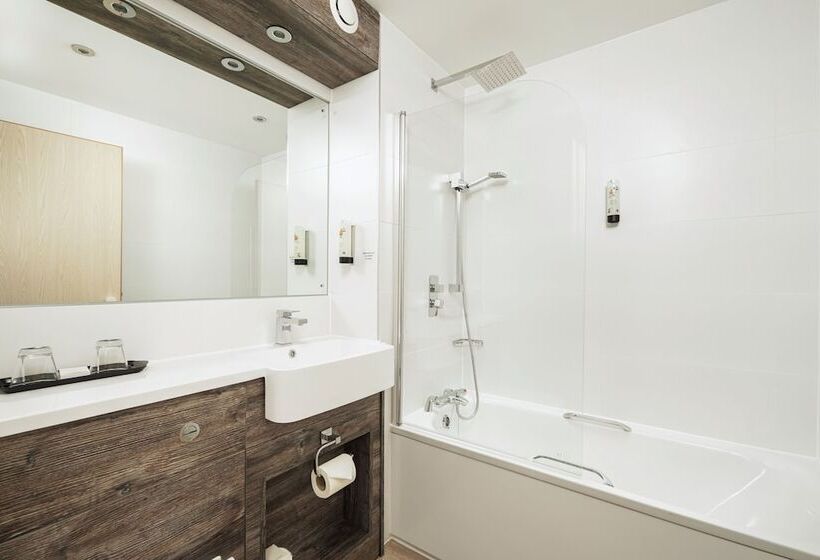 酒店 The Willows Training Centre