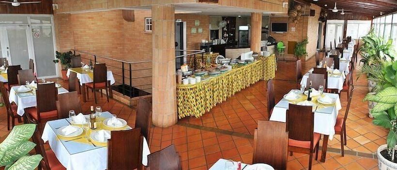 هتل Torre Del Prado