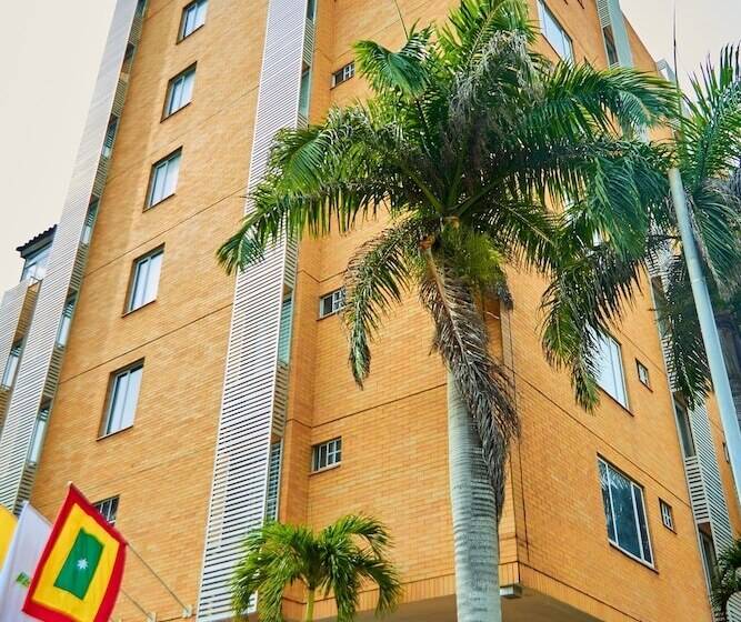 هتل Torre Del Prado