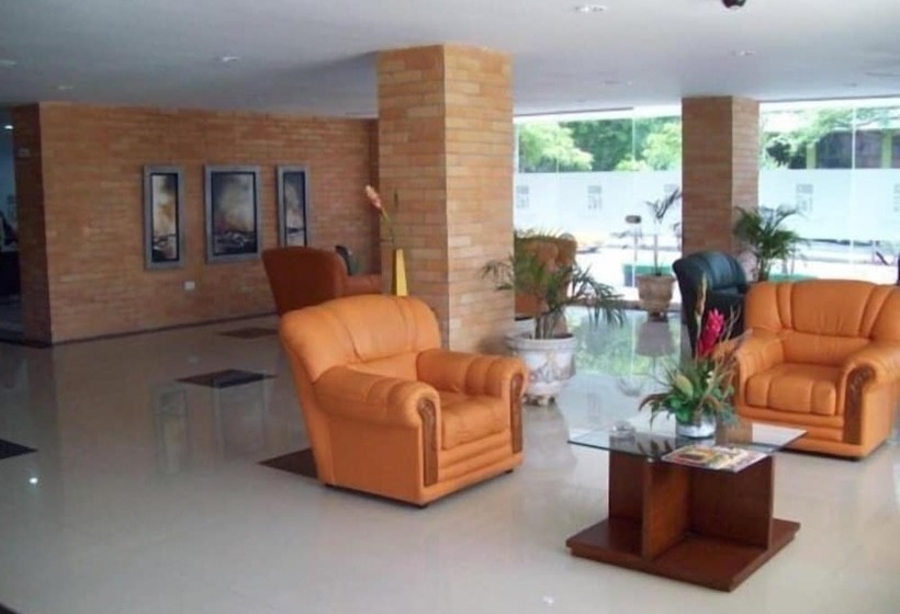 هتل Torre Del Prado